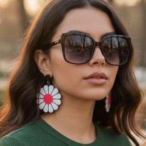 Bold White & Pink Daisy Statement Earrings - Unbranded